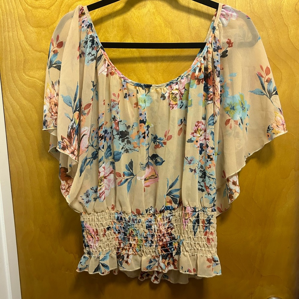 Roommates Cream Floral Elastic Waist Flutter Top